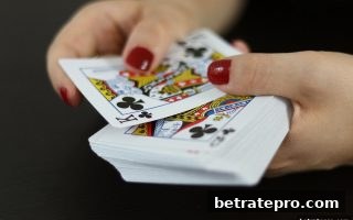 博彩公司信誉评级：Bet365麻将免费体验金与决策策略全解析